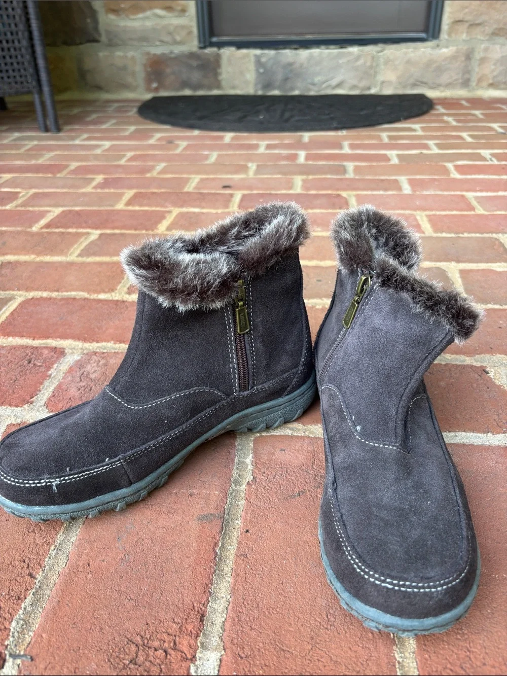 Khombu Women's Dark Brown Suede Fur-Trim Winter Boots